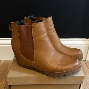 Women's Tan Leather Ankle Boots